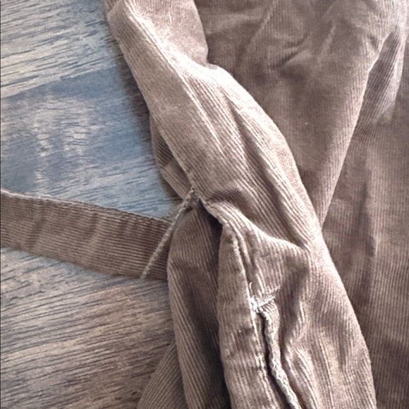 Lands’ End brown corduroy shirt dress with roll tab sleeves - Picture 6 of 12